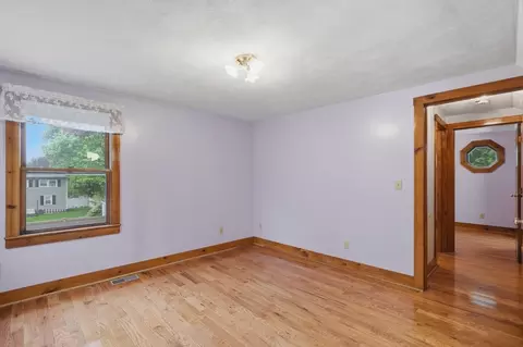 Bedroom - 1 Brookhaven Rd, Worcester, MA 01606 photo 9 of 12