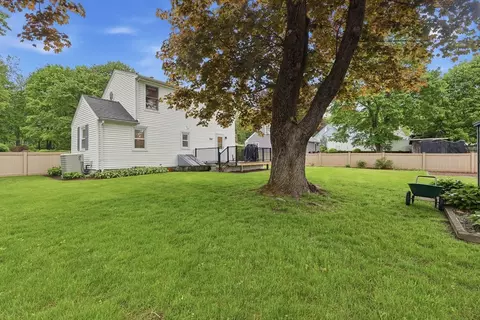 Exterior - 1 Brookhaven Rd, Worcester, MA 01606 photo 8 of 8