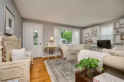 19 Beyer Dr, Easthampton, MA 01027 photo 11