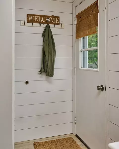 19 Beyer Dr, Easthampton, MA 01027 photo 6