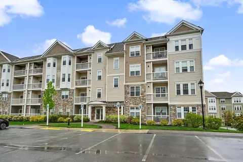 11 Peters Farm Way #409, Westborough, MA 01581