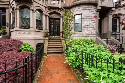 165 Beacon St #2, Boston, MA 02116