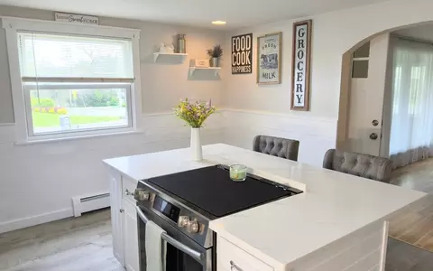 2 Boivin Ave, Ware, MA 01082 photo 7