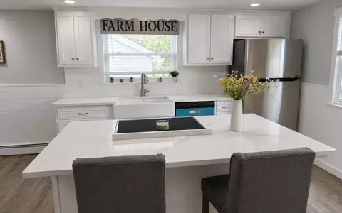 2 Boivin Ave, Ware, MA 01082 photo 5