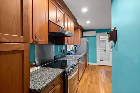 67 Maple St, Milton, MA 02186 photo 13