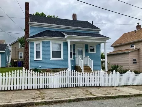 49 Downing St, Fall River, MA 02723 photo 9