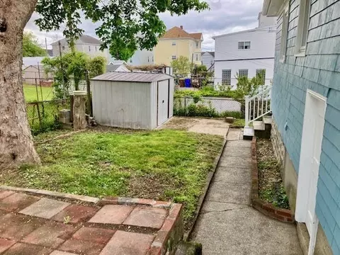 49 Downing St, Fall River, MA 02723 photo 10