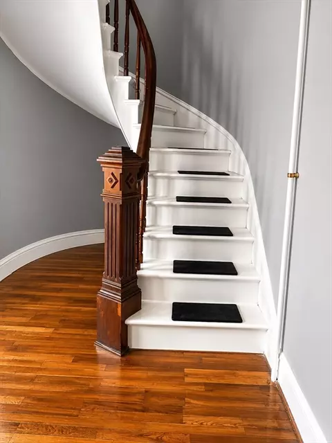 280 Ridge St, Fall River, MA 02721 photo 2