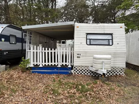 698 Willow St #103, Yarmouth, MA 02664