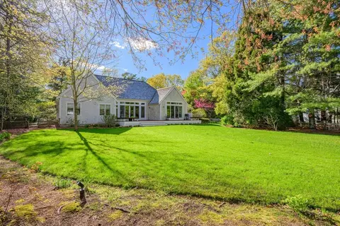 Exterior - 131 Dunrobin Rd, Mashpee, MA 02649 photo 7 of 9