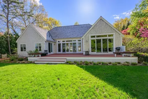 Exterior - 131 Dunrobin Rd, Mashpee, MA 02649 photo 4 of 9