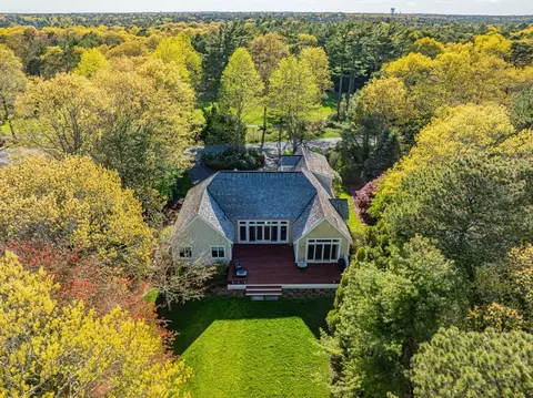 View/Area - 131 Dunrobin Rd, Mashpee, MA 02649 photo 2 of 2