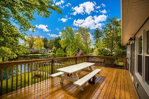 143 Cottage Rd, Enfield, CT 06082