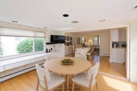 Dining - 277 Rosemary St, Needham, MA 02494 photo 4 of 4