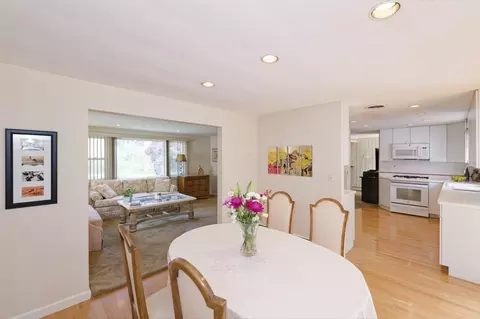 Dining - 277 Rosemary St, Needham, MA 02494 photo 2 of 4
