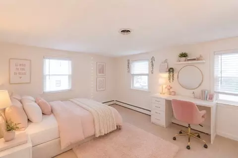 Bedroom - 277 Rosemary St, Needham, MA 02494 photo 6 of 9