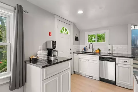 Kitchen - 7 Indian Neck Rd, Wareham, MA 02571 photo 1 of 5