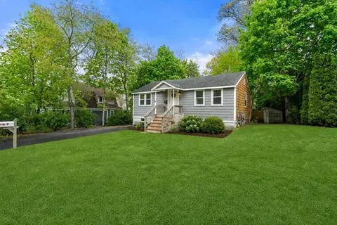 Exterior - 7 Indian Neck Rd, Wareham, MA 02571 photo 4 of 11