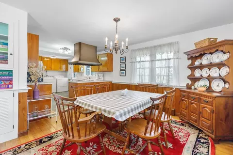 Dining - 1230 Massasoit Rd, Eastham, MA 02642 photo 2 of 4
