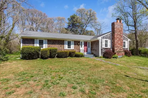 1230 Massasoit Rd, Eastham, MA 02642