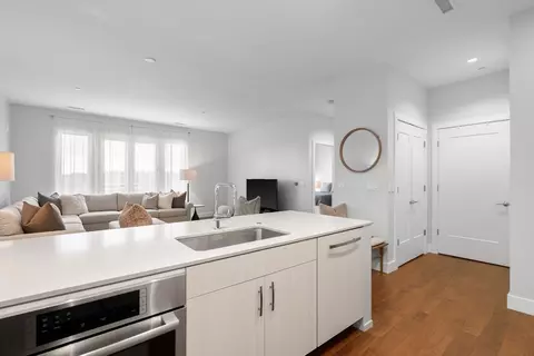 10 Shipyard Dr #401, Hingham, MA 02043 photo 4