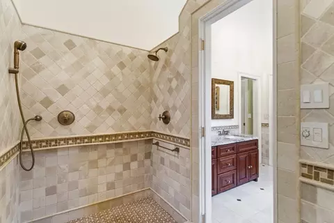 Bath - 39 Adams St, Acton, MA 01720 photo 2 of 6