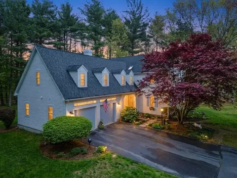 6 New Pond Rd, Groton, MA 01450