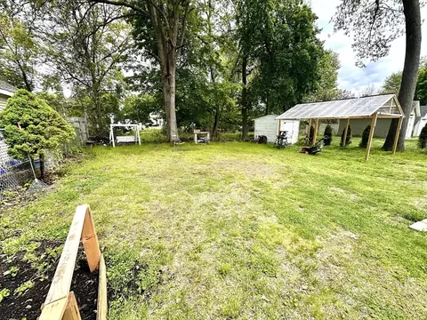 Exterior - 107 Dorset St, Springfield, MA 01108 photo 8 of 8