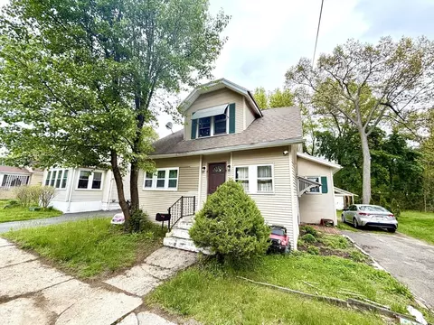 Exterior - 107 Dorset St, Springfield, MA 01108 photo 2 of 8