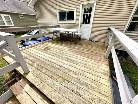 Exterior - 107 Dorset St, Springfield, MA 01108 photo 5 of 8