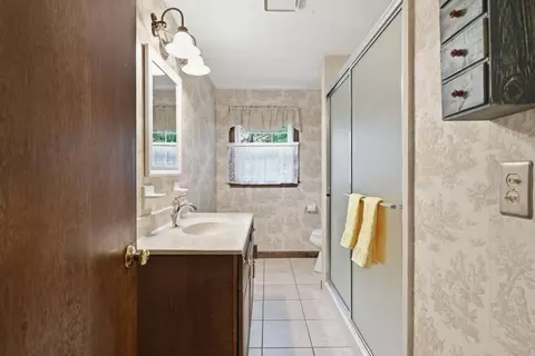 68 Deep Field Rd, Springfield, MA 01118 photo 16