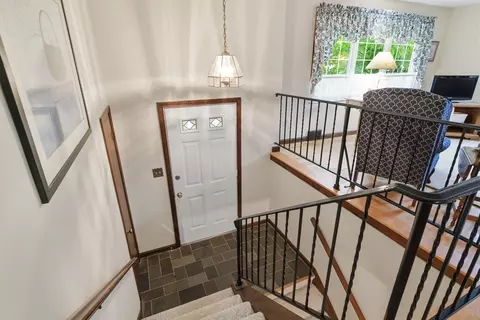 68 Deep Field Rd, Springfield, MA 01118 photo 3