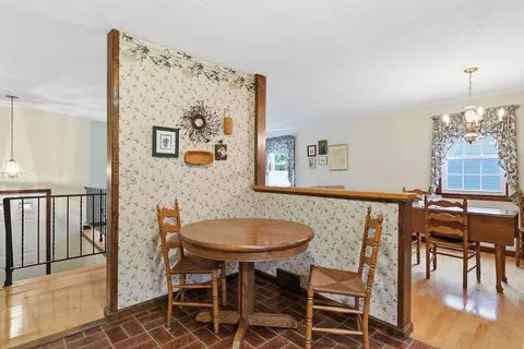 68 Deep Field Rd, Springfield, MA 01118 photo 14