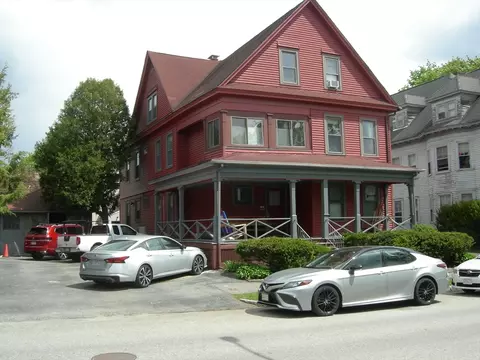 64 Fruit St, Worcester, MA 01609