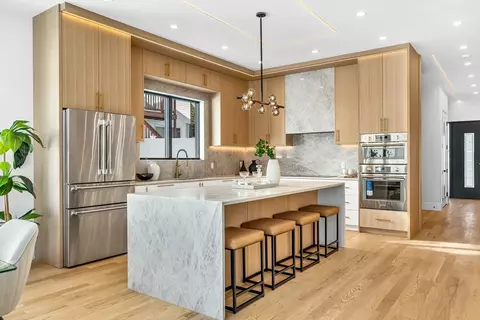 Kitchen - 449 Hillside Ave #449, Needham, MA 02494 photo 4 of 7