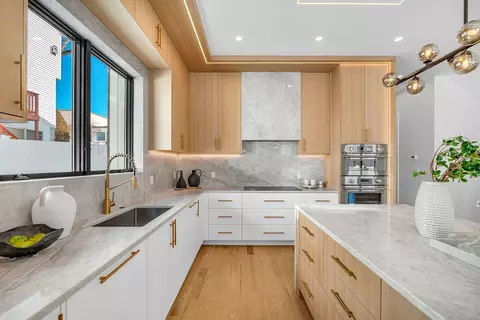 Kitchen - 449 Hillside Ave #449, Needham, MA 02494 photo 2 of 7