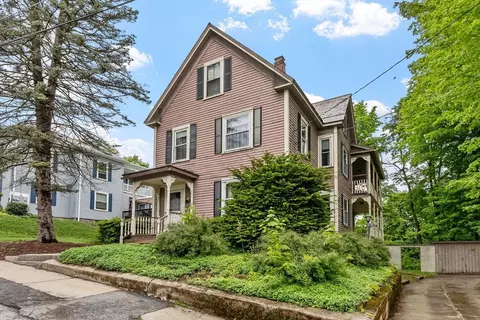 15 Winter St, Leominster, MA 01453