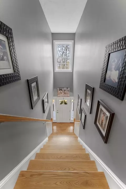 Entry Way - 3076 County St, Dighton, MA 02715 photo 3 of 6