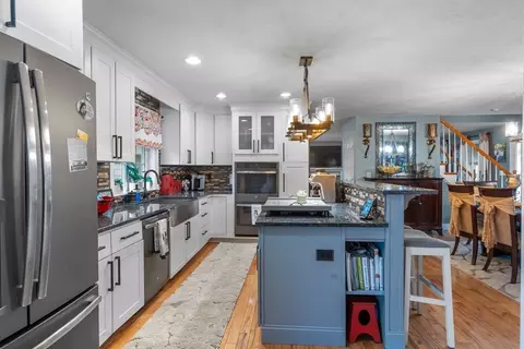 Kitchen - 3076 County St, Dighton, MA 02715 photo 3 of 4
