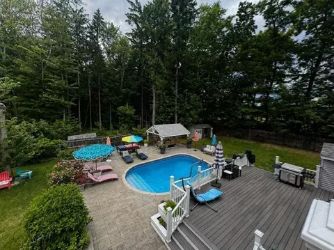 Exterior - 3076 County St, Dighton, MA 02715 photo 3 of 8