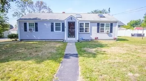 100 Bradley Ave, Brockton, MA 02302