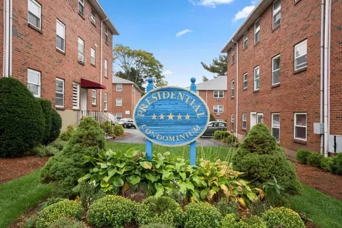 35 Montvale Ave #3, Woburn, MA 01801