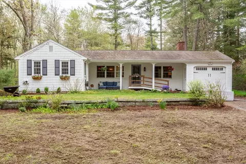 31 Maple, Plympton, MA 02367