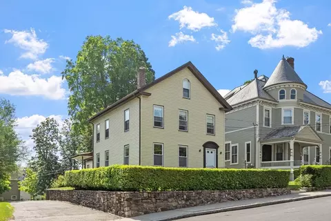 93 Chapin St, Southbridge, MA 01550