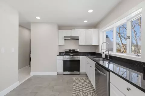 15 S Fairview St #3, Boston, MA 02131
