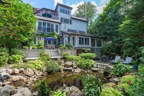 45 Parley Ave, Jamaica Plain, MA 02130