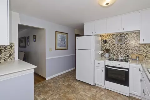 Kitchen - 854 Grayson Dr, Springfield, MA 01119 photo 6 of 6