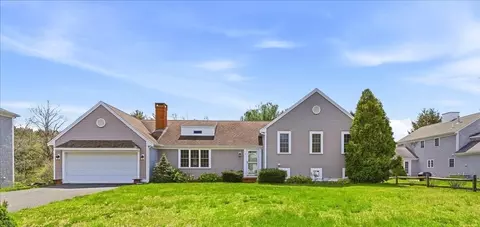 7 Nobadeer Cir, Kingston, MA 02364