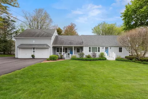 22 Turkey Hill Rd, Newburyport, MA 01950