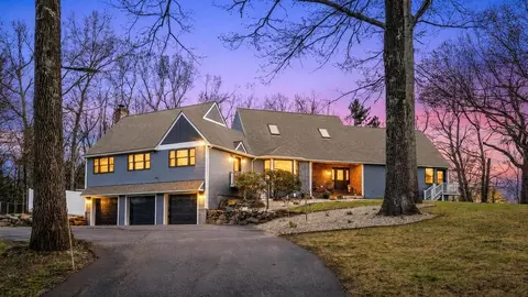 99 Longview St, Palmer, MA 01069